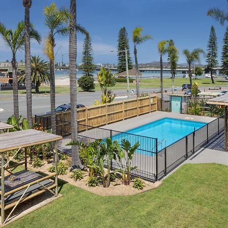 South Pacific Palms Motor Inn ทันเคอร์รี ภายนอก รูปภาพ